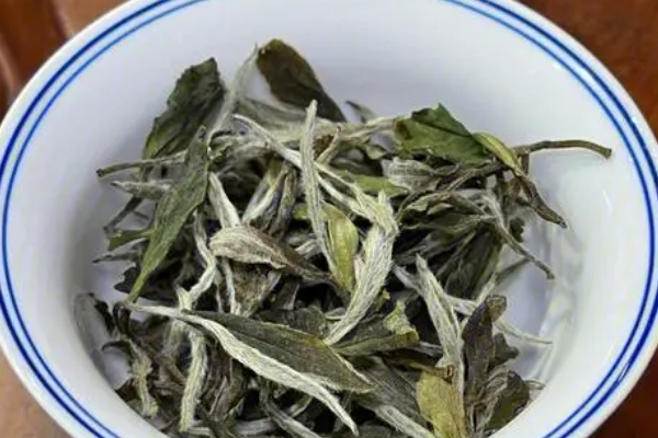 福鼎白茶的优缺点，喝福鼎白茶的功效和禁忌