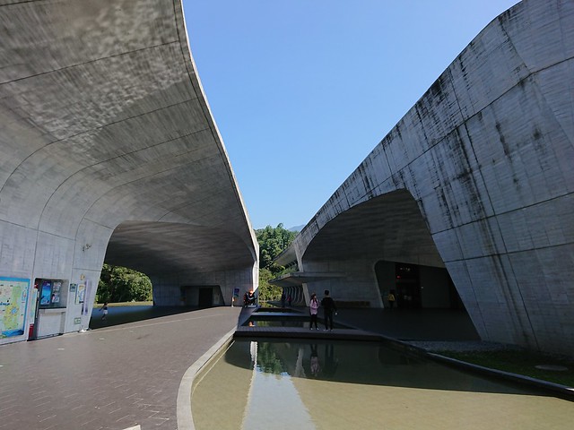 日月潭向山遊客中心是日月潭必訪景點，特殊的建築一定要來參觀 